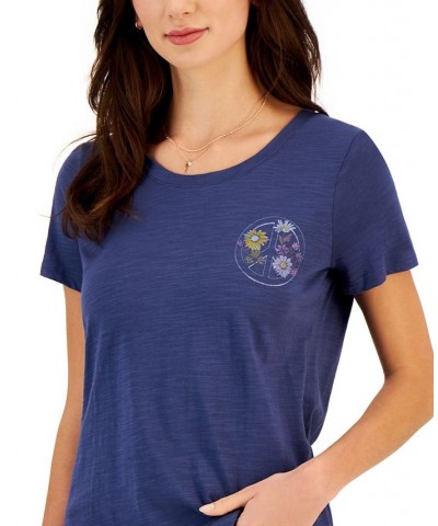 Women's Printed Short-Sleeve Scoop-neck T-Shirt Daisy Heart $11.39 Tops