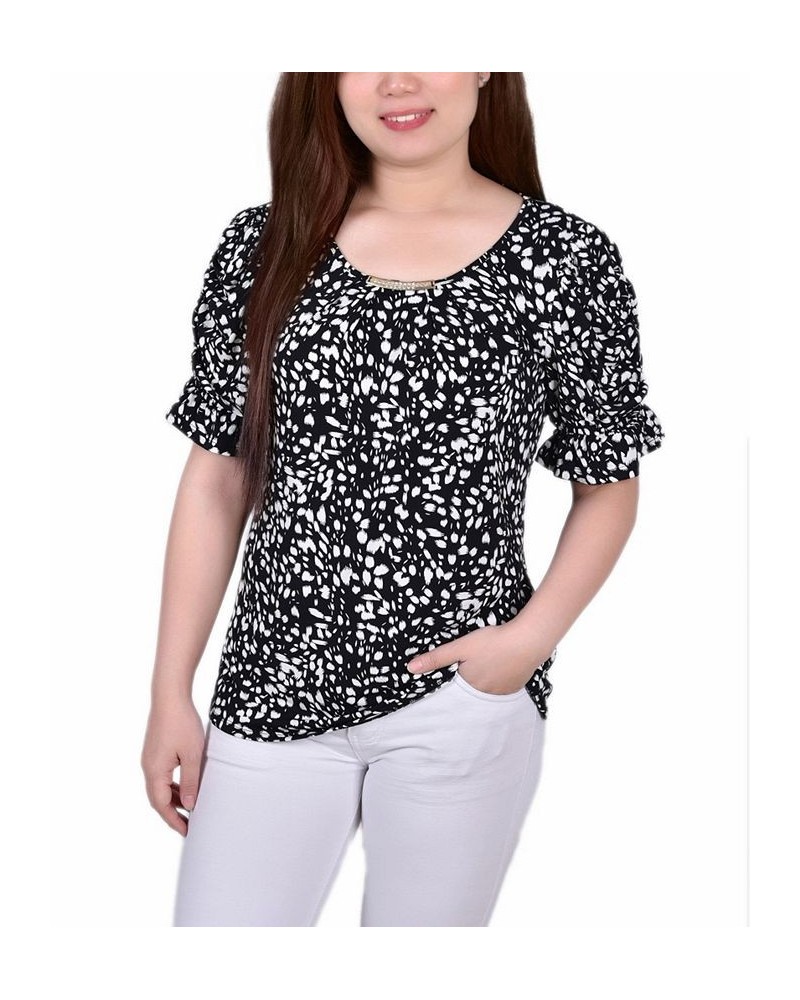 Women's Elbow Cuffed Sleeve Hardware Top Ivory Flower $14.88 Tops